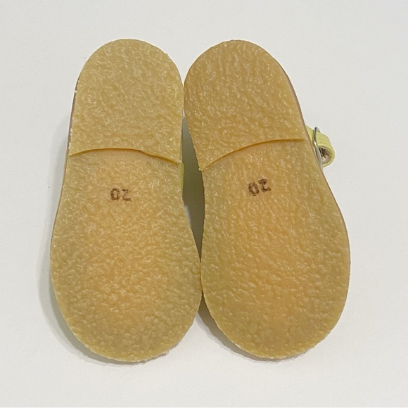 MANUELA DE JUAN little girls pale yellow leather Mary Jane dress shoes - Picture 8 of 8